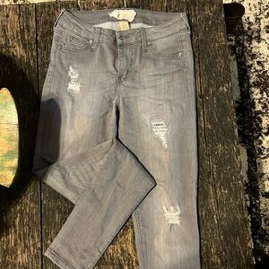 Gray skinny Jeans- Altar’d State